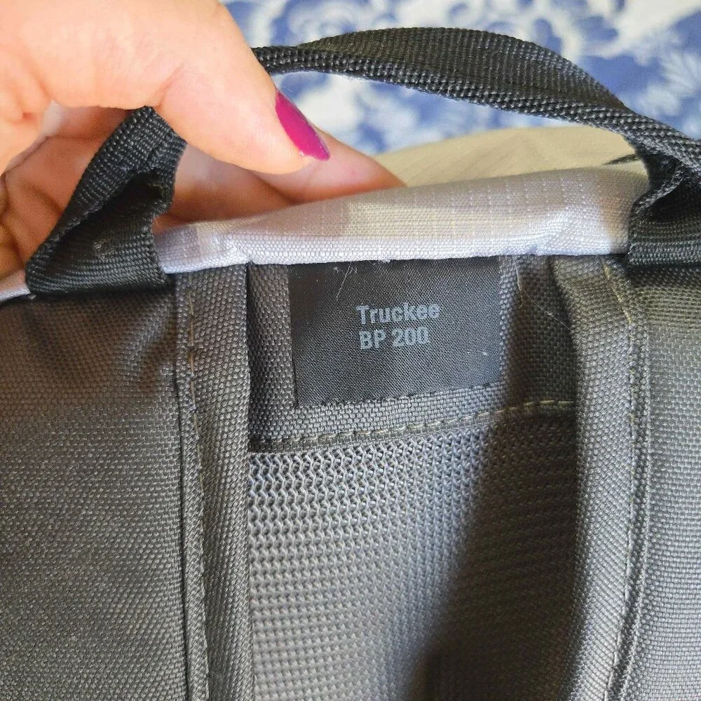 Lowepro Truckee BP 200 LX - Camera Bag Backpack NWOT